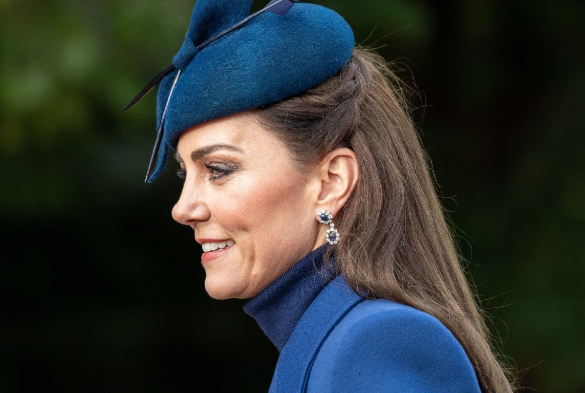 Kate Middleton, superba la slujba de Craciun intr-un palton albastru