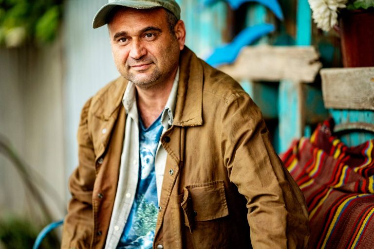 Adrian Văncică, despre finalul serialul Las Fierbinți de pe PRO TV. ”Eu o să continui să scriu!” Ce planuri de viitor are, după acest scenariu VIDEO EXCLUSIV