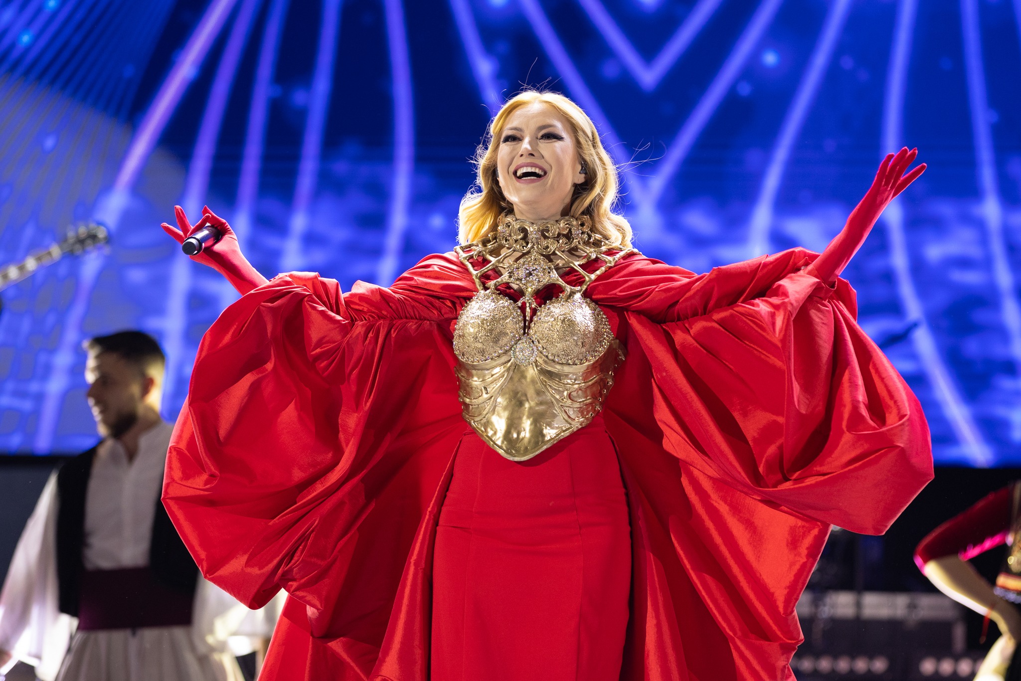 Elena Gheorghe nu concepe ideea de Revelion fără să muncească.