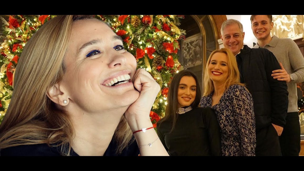 Andreea Esca, petrecere de Crăciun, alături de socri, la Paris