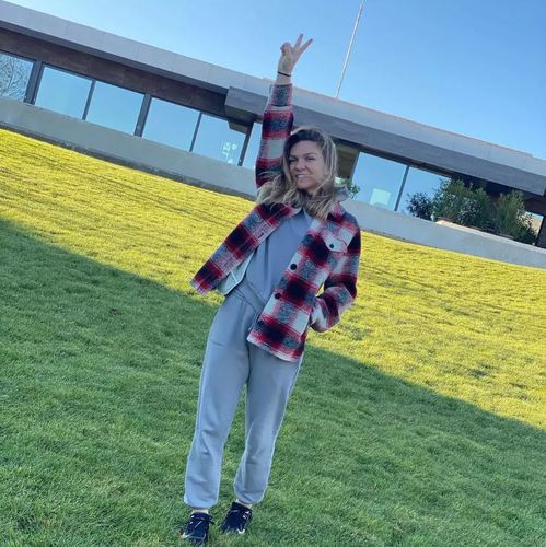 Cu cât și-a vândut Simona Halep vila impunătoare din Snagov. Suma e uriașă, doar câțiva români și-o permit