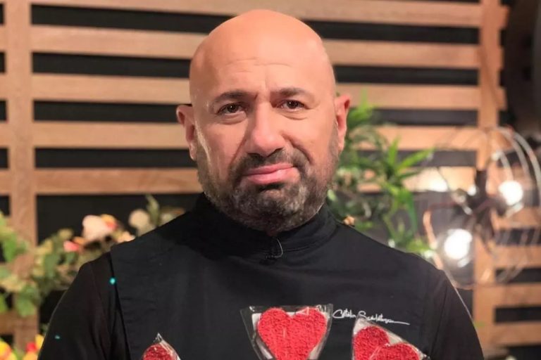 Cătălin Scărlătescu, prima imagine după ce și-a scos bandajul de la ochi. Cum a apărut în public, mulți au fost surprinși să-l vadă așa FOTO