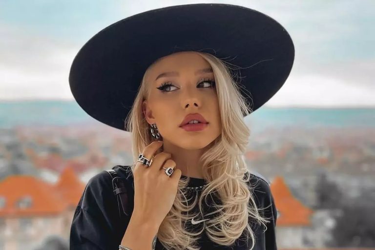 Câte operații estetice are Carmen Grebenișan, de fapt. Cum arăta înainte de intervenții, transformare majoră