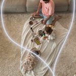 Smiley și Josephine, surprinși la joacă, de Gina Pistol