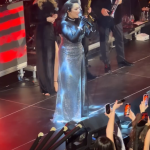 Cum s-a îmbrăcat Andra de Revelion. Cătălin Măruță, fascinat de apariția ei