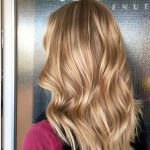 Cum să te vopsești în 2024. Culori și nuanțe versatile care vor domina anul
