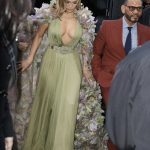 Jennifer Lopez, aparitie fabuloasa la Saptamana Modei de la Paris 3
