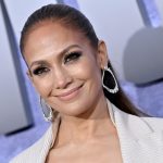 Jennifer Lopez, aparitie fabuloasa la Saptamana Modei de la Paris