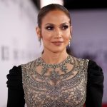 Jennifer Lopez, mai provocatoare ca niciodata
