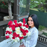 O mai țineți minte pe Diana de la Insula iubirii S-a transformat complet, din ce face bani acum