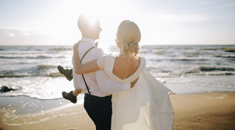 5 semne că iubitul tău îți va oferi inelul de logodnă în 2024. Îi trădează clar intențiile