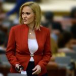 Cum arata Gabriela Firea in tinerete 22
