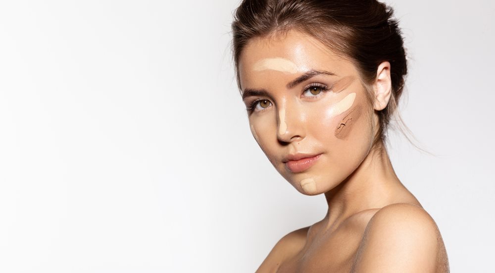 Cum se aplică fondul de ten