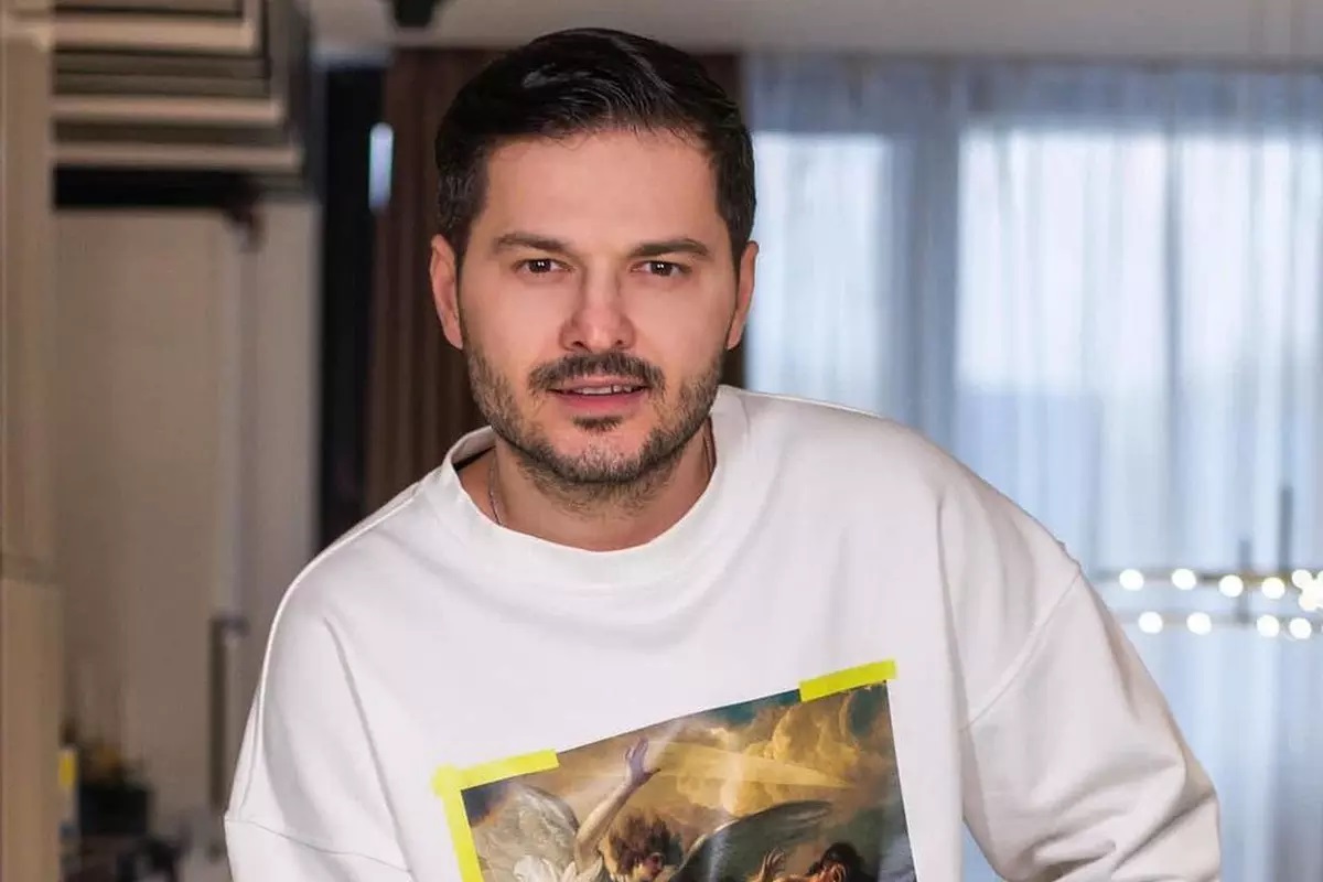 Decizia luata de Liviu Varciu, dupa ce si-a gasit masina lovita in fata casei