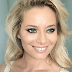 Imagini de colectie cu Laura Cosoi 29