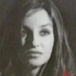 Imagini nemaivazute cu Tania Budi de la 17 ani, cand poza provocator 3