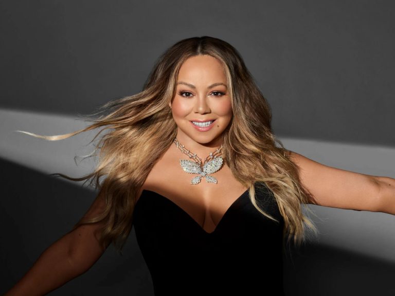 Mariah Carey, apariție șoc! Cum a putut să vină îmbrăcată la o gală importantă. Toți invitații s-au uitat la ea, a lăsat prea mult la vedere FOTO