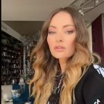 Noile cizme cu care Delia face furori, sunt la mare cautare printre vedetele de la Hollywood 3