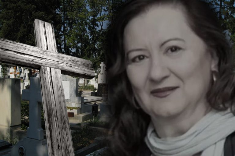 Sicriul cu trupul neînsuflețit al Mioarei Roman, adus la cimitir. Ce scrie pe cruce, detaliul care a atras atenția tuturor VIDEO EXCLUSIV