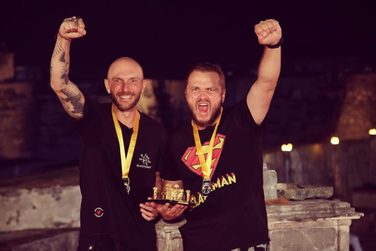 Cătălin Bordea și Nelu Cortea recunosc că nu sunt absolut deloc microbiști. „Mi-am luat bătaie la un moment dat” VIDEO EXCLUSIV