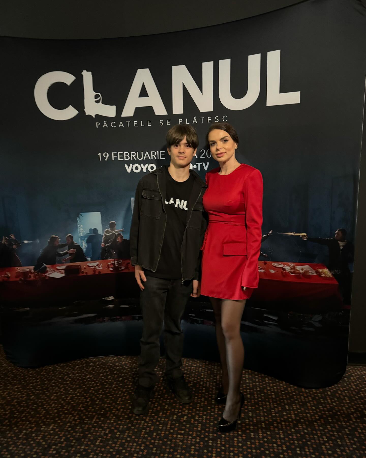 Jojo repetă textele din ”Clanul” cu fiul ei, Achim