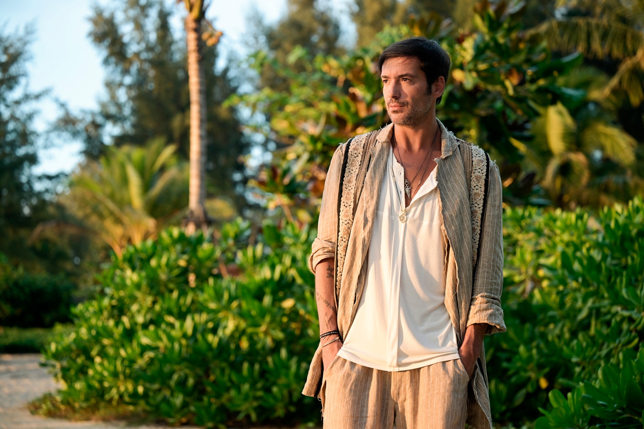 Radu Vâlcan nu mai pleacă cu toată familia pe perioada fillmărilor la ”Insula Iubirii”