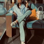 Adelina Pestritu, surprinsa in lenjerie intima pe balcon 27