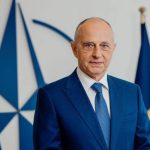 Cum arata Mircea Geoana in tinerete 16