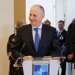 Cum arata Mircea Geoana in tinerete 19