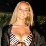 Cum arata Roxana Ionescu, cand s-a lansat la Fata de la pagina 5 6