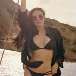 Demi Moore, in costum de baie la 60 de ani 2