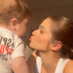 Fiul lui Theo și al lui Anghel are 10 luni