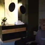 Imagini impresionante din apartamentul de lux in care locuieste Alina Ceusan cu familia ei 16