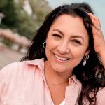 Ipostaze rare cu Andra in costum de baie 26