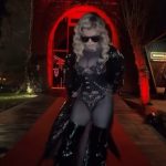 Loredana Groza, aparitie provocatoare la 53 de ani 10