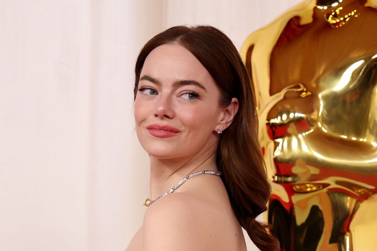 Momentul stanjenitor trait de Emma Stone, castigatoarea Oscar 2024 pentru cea mai buna actrita