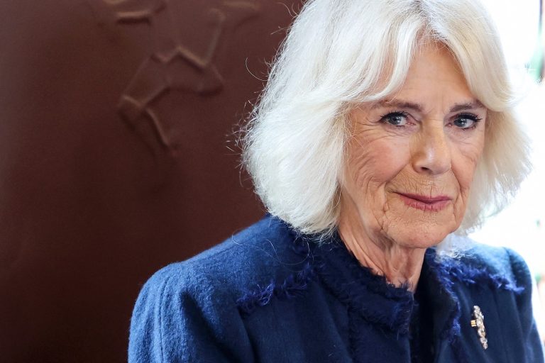 Regina Camilla, apariție spectaculoasă. Cum arată broșa de 10 milioane de dolari purtată de soția regelui Charles FOTO