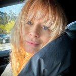 Schimbarea de look facuta de Laura Cosoi, la inceput de primavara 1