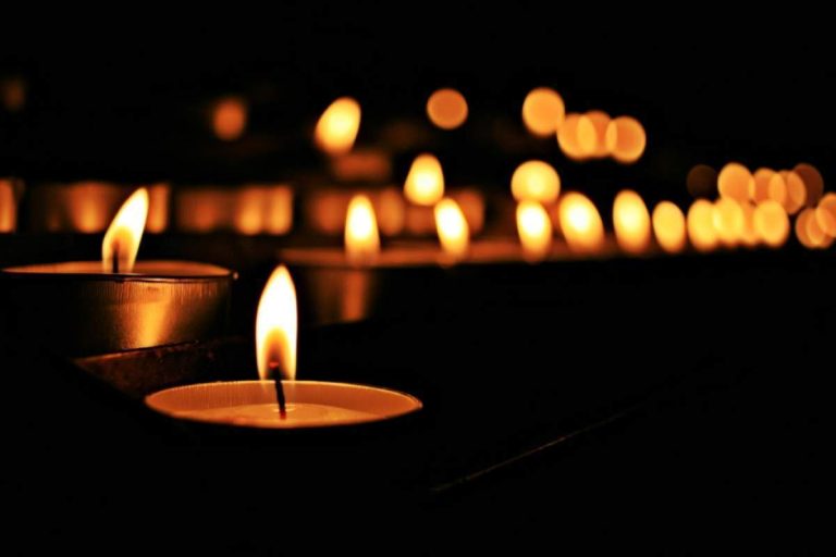 Doliu uriaș în showbiz! A murit în urmă cu puțin timp. Catinca Roman, devastată din nou