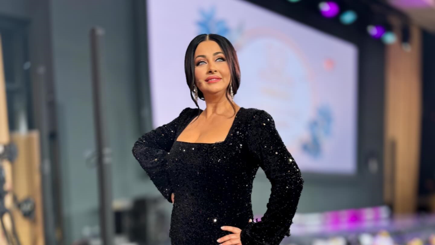 rochii superbe care nu trebuie să-ți lipsească din garderobă în 2024. Sunt versatile și create de Gabriela Cristea