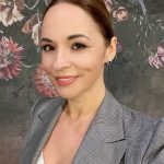 Andreea Marin, surprinsa in cada 10