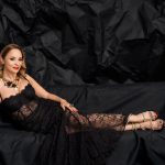 Andreea Marin, surprinsa in cada 8