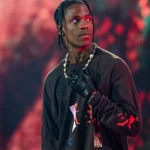 Cat costa un bilet la concertul lui Travis Scott de la Beach Please 4