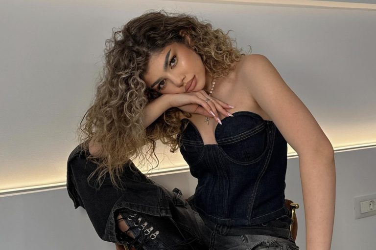 Cezara Cristescu, despre Selly și Buzz House: „Foarte rar îl vedem pentru că este haos!” VIDEO EXCLUSIV