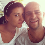 Cine este si cum arata sotia lui Cosmin Selesi 1