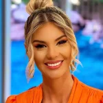 Cum a aparut Ramona Olaru la plaja in ultima vacanta. Costumul de baie minuscul cu care a facut furori 1