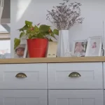 Cum arată mansarda in care locuieste Amalia Enache 8