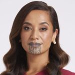 Cum arata prima prezentatoare TV din lume cu tatuaj facial 5