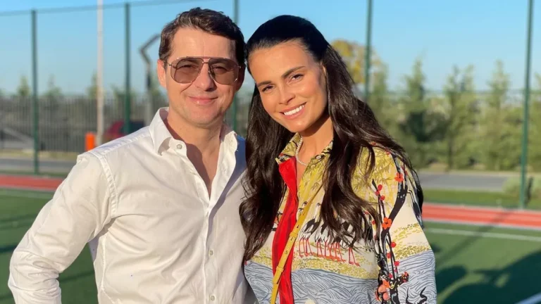 Adi Sînă a făcut 47 de ani. Cum l-a surprins Anca Serea de ziua lui: “I-am pus un bilețel!”. Ce reguli au în casă VIDEO EXCLUSIV