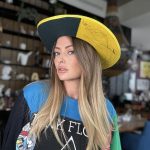 Delia, umilita pe Internet dupa ce s-a pozat nemachiata 6